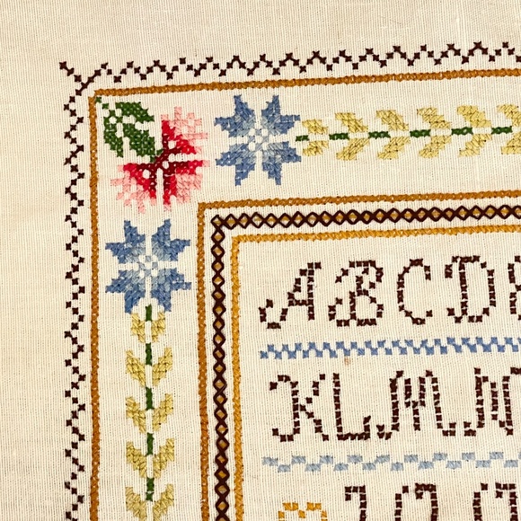 Vintage Columbia Minerva Gutierrez Cross Stitch Alphabet Sampler Unframed 77 - Picture 12 of 16
